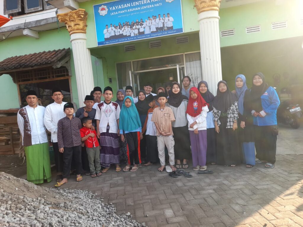 Anak Yatim Panti Asuhan Lentera Hati